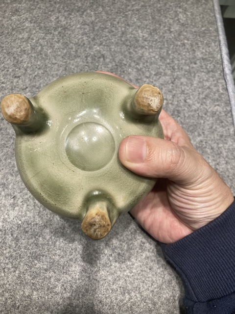 古玩陶瓷耀州窯月白釉爐真品鑒賞圖