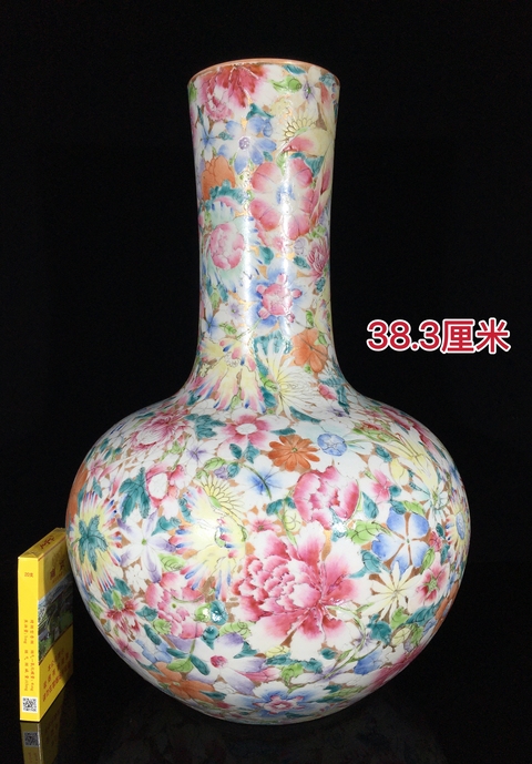 古玩陶瓷粉彩百花不落地天球瓶真品鑒賞圖