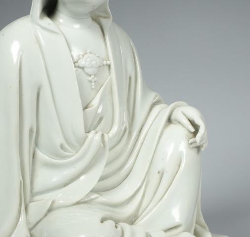 古玩陶瓷清代時期德化窯白釉觀音塑像真品鑒賞圖