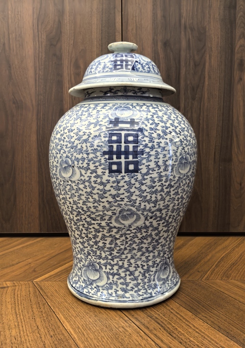 古玩陶瓷乾嘉青花淡描花卉紋囍字將軍罐拍賣,當前價格11888元