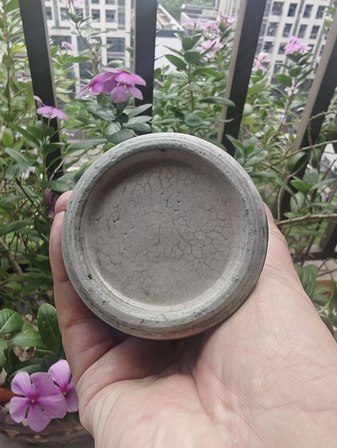 古玩陶瓷晚清綠哥釉觀音瓶真品鑒賞圖