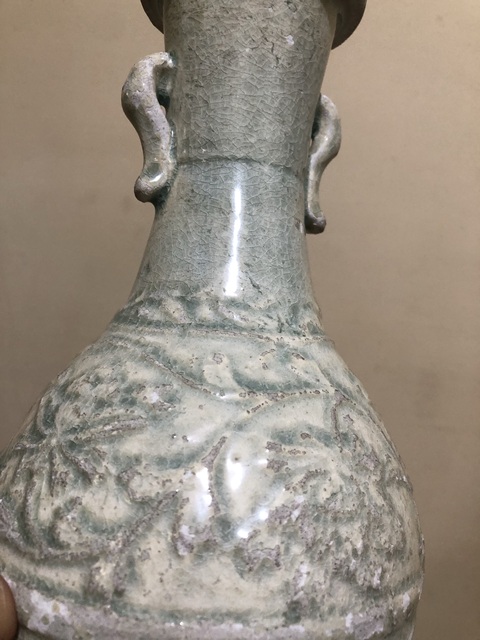 古玩陶瓷青白釉花卉紋盤口瓶真品鑒賞圖