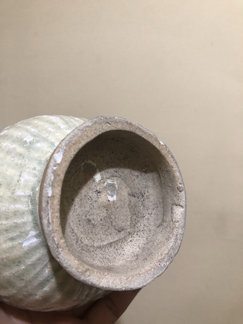 古玩陶瓷青白釉花卉紋盤口瓶真品鑒賞圖