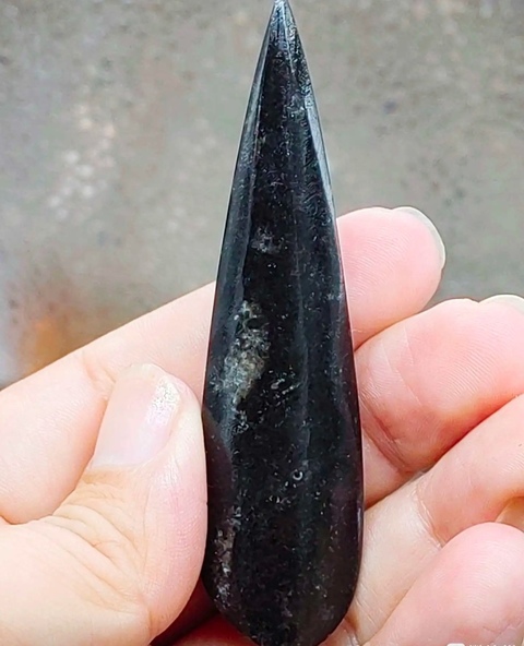 古玩雜項史前摩洛哥玉化震旦角**拍賣，當前價格888元