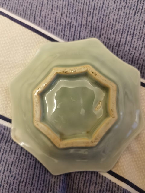 古玩陶瓷青釉印花盤拍賣，當前價格0元