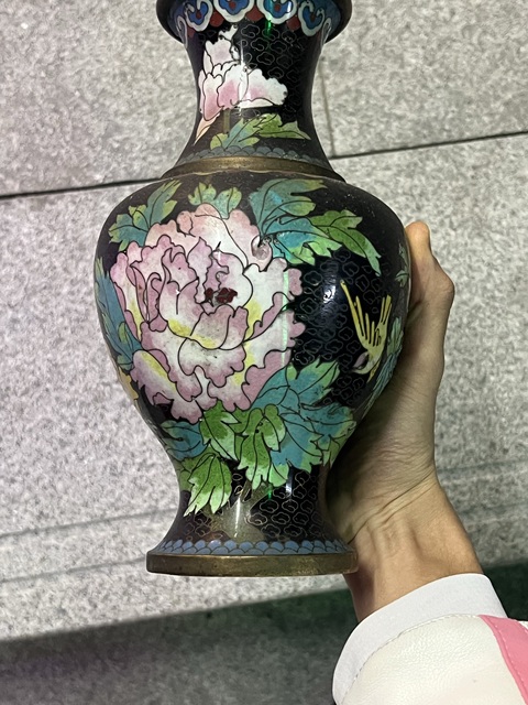 古玩陶瓷銅胎掐絲琺瑯瓶真品鑒賞圖