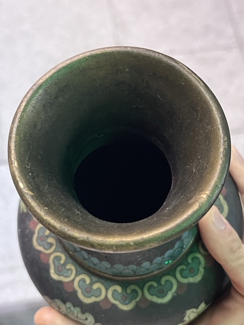 古玩陶瓷銅胎掐絲琺瑯瓶真品鑒賞圖