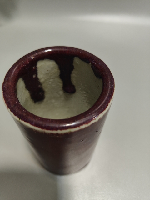 古玩陶瓷清中晚·窯變紅釉筆筒 真品鑒賞圖