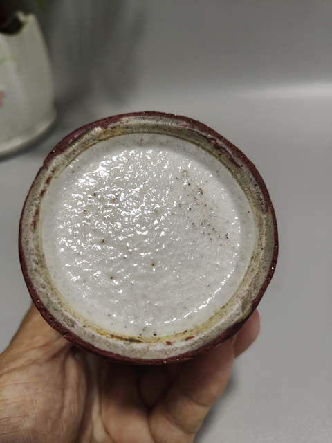 古玩陶瓷清中晚·窯變紅釉筆筒 真品鑒賞圖