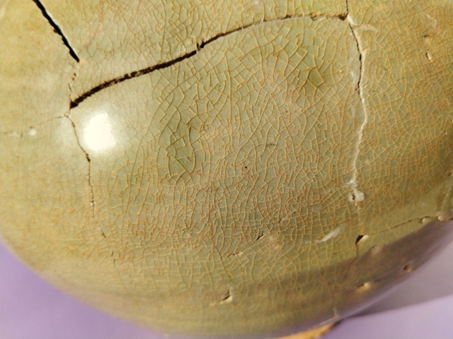 古玩陶瓷青釉六系盤(pán)口瓶真品鑒賞圖