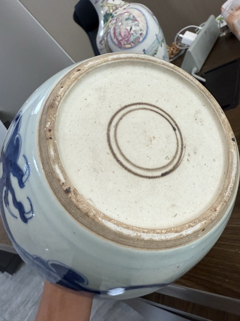 古玩陶瓷清乾隆 青花云龍紋罐真品鑒賞圖