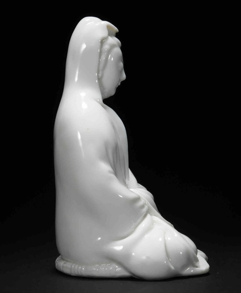 古玩陶瓷德化窯觀音塑像真品鑒賞圖