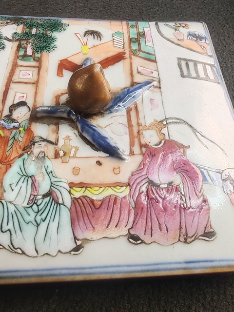 古玩陶瓷粉彩蓋盒真品鑒賞圖