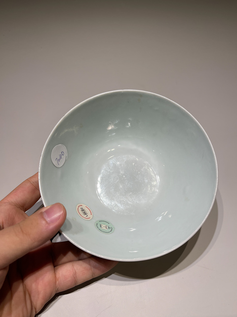 古玩陶瓷清雍正 紅釉碗真品鑒賞圖