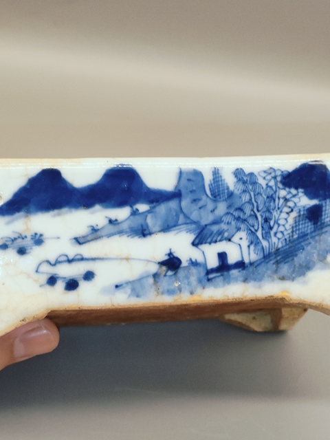 古玩陶瓷清中期哥釉青花山水水仙盆真品鑒賞圖