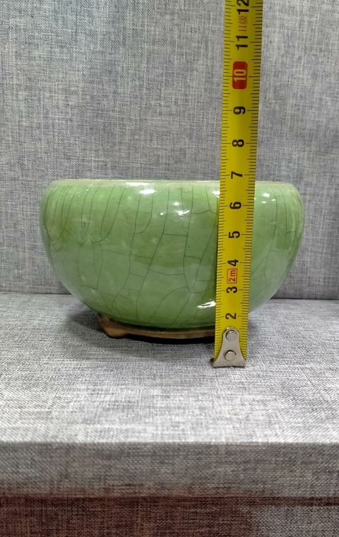 古玩陶瓷漳州窯綠哥釉三足爐真品鑒賞圖