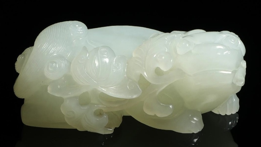 古玩玉器和田玉雕“瑞獸”擺件真品鑒賞圖