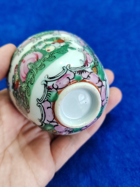 古玩陶瓷廣彩杯真品鑒賞圖