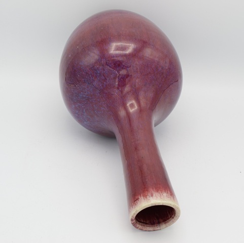 古玩陶瓷窯變紅釉天球瓶真品鑒賞圖