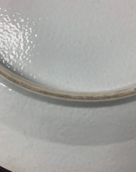 古玩陶瓷瓜蝶連綿粉彩盤真品鑒賞圖