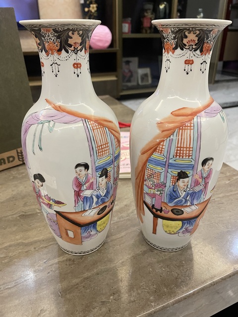 古玩陶瓷民國·粉彩人物故事紋瓶真品鑒賞圖