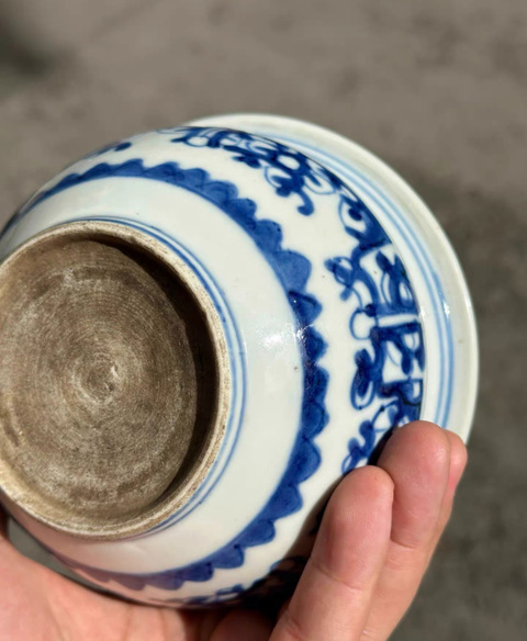 古玩陶瓷拐子龍紋青花香爐真品鑒賞圖