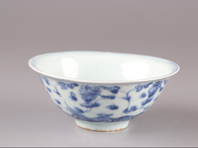 古玩陶瓷佛家八寶青花碗真品鑒賞圖