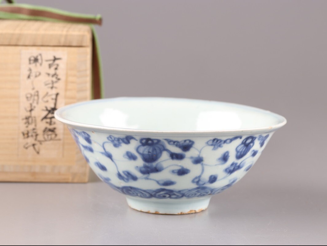 古玩陶瓷佛家八寶青花碗真品鑒賞圖