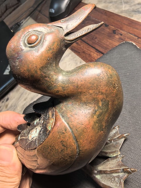 古玩銅器鴨子銅香薰爐真品鑒賞圖