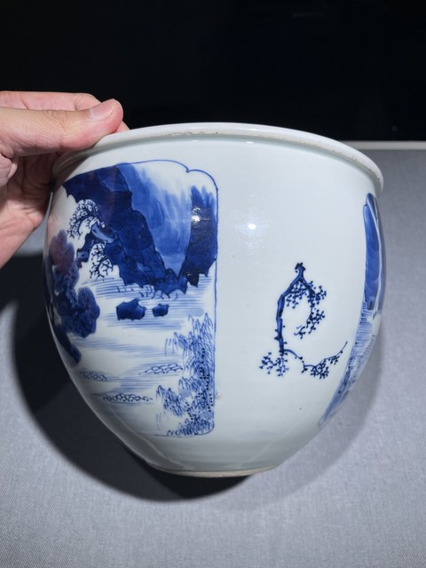 古玩陶瓷青花開光山水人物案缸真品鑒賞圖