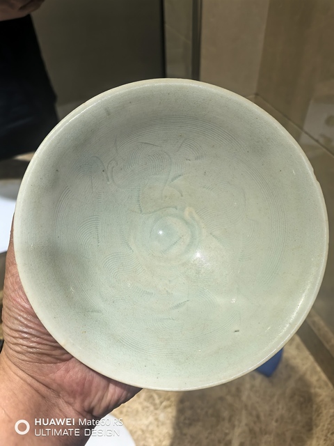 古玩陶瓷青白釉刻花雙魚斗笠碗真品鑒賞圖