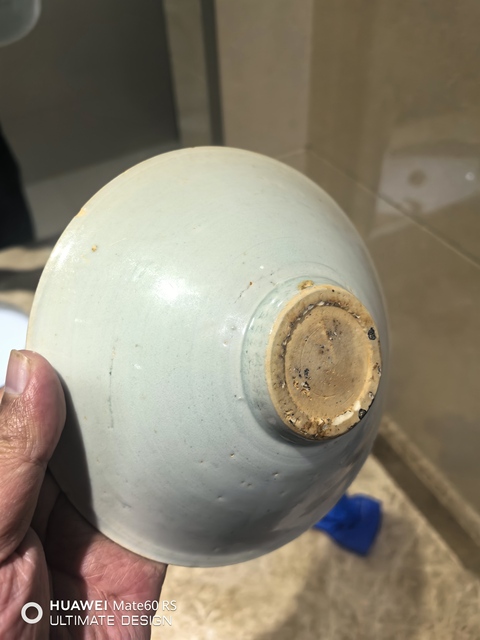 古玩陶瓷青白釉刻花雙魚斗笠碗真品鑒賞圖