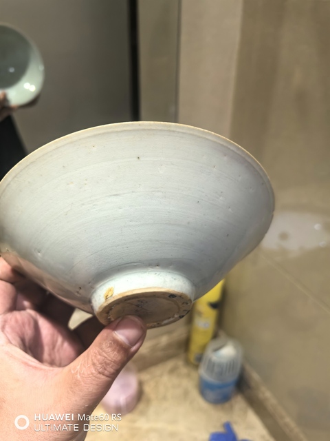 古玩陶瓷青白釉刻花雙魚斗笠碗真品鑒賞圖