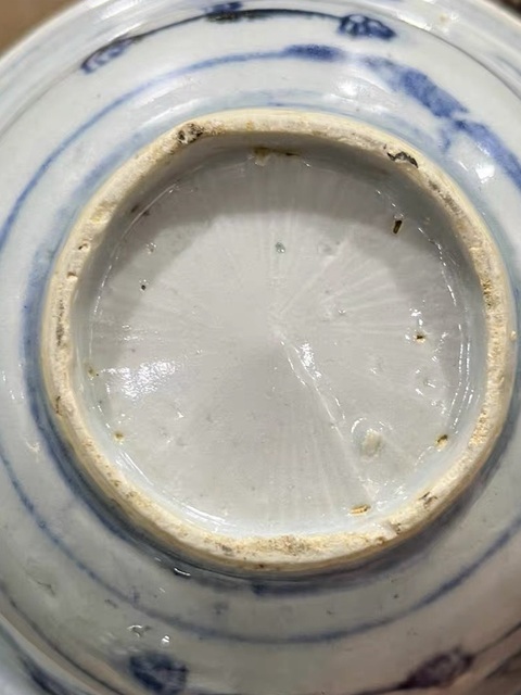 古玩陶瓷明成化并蒂菊花紋碗拍賣，當前價格3855元