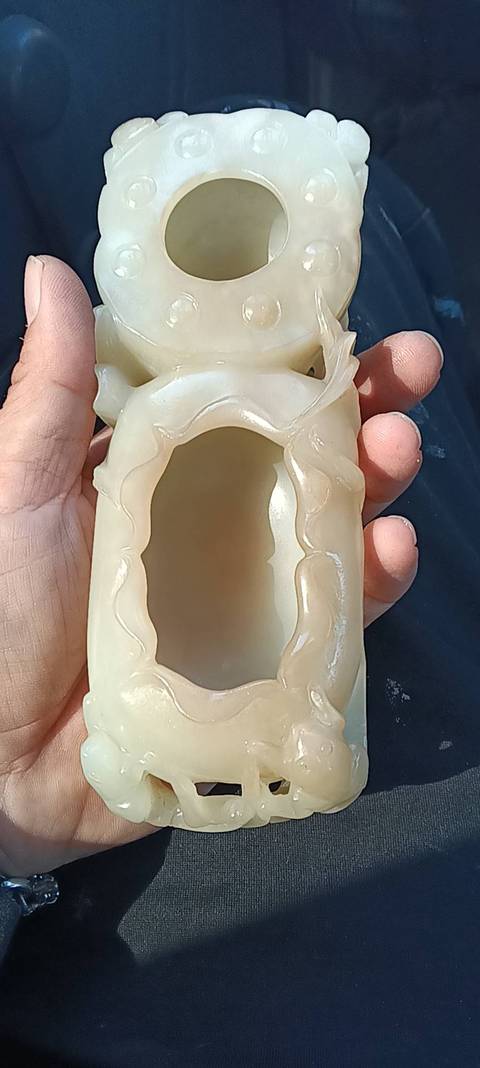 古玩玉器和田玉雕“蓮荷形水盂”真品鑒賞圖