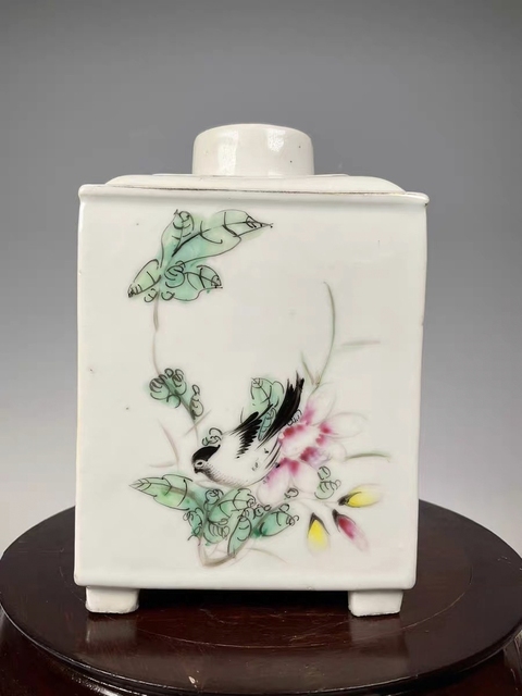 古玩陶瓷民國粉彩花鳥茶葉罐真品鑒賞圖