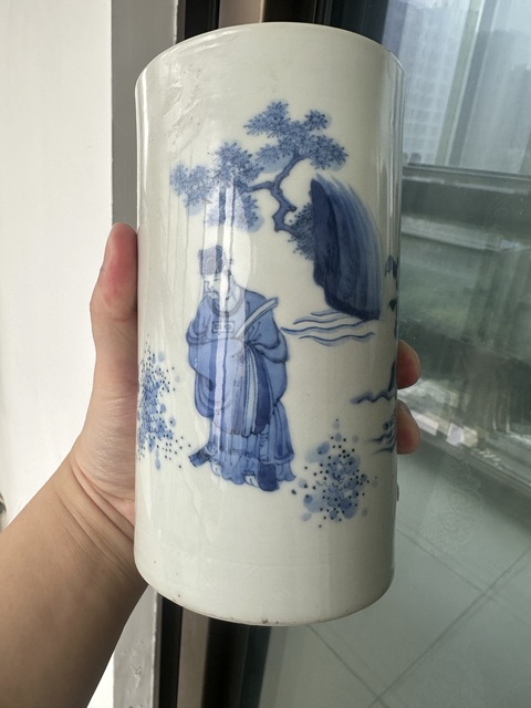 古玩陶瓷明崇禎 青花人物紋筆筒真品鑒賞圖