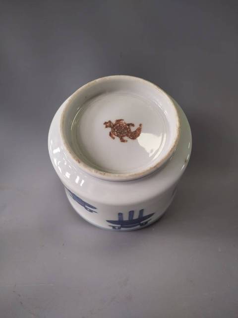 古玩陶瓷十九世紀博古圖青花爐拍賣，當前價格480元