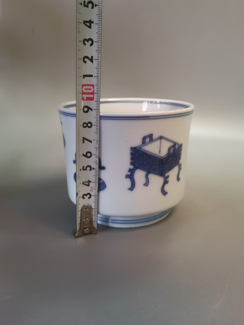 古玩陶瓷十九世紀博古圖青花爐拍賣，當前價格480元