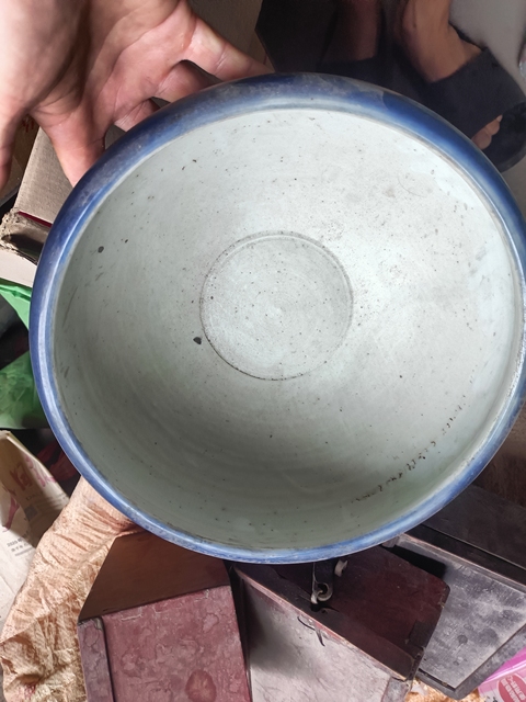 古玩陶瓷霽藍釉三乳足缽式香爐真品鑒賞圖