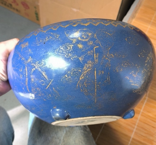 古玩陶瓷霽藍釉描金三乳足缽式香爐真品鑒賞圖