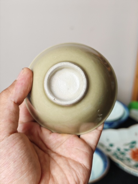 古玩陶瓷青釉茶碗真品鑒賞圖