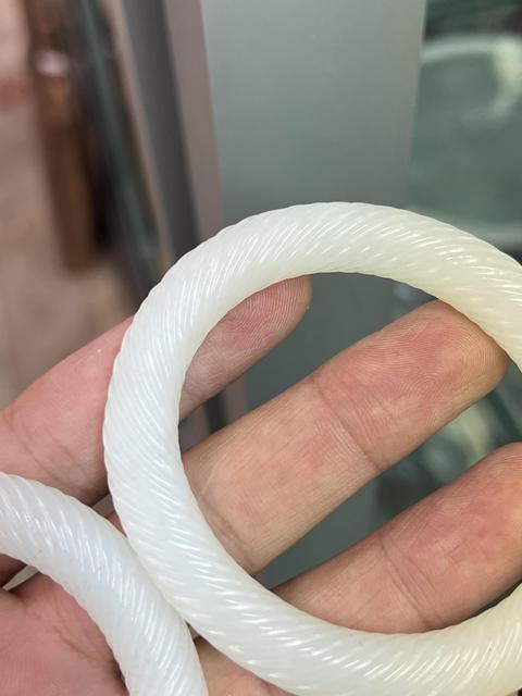 古玩玉器和田玉絞絲環(huán)真品鑒賞圖