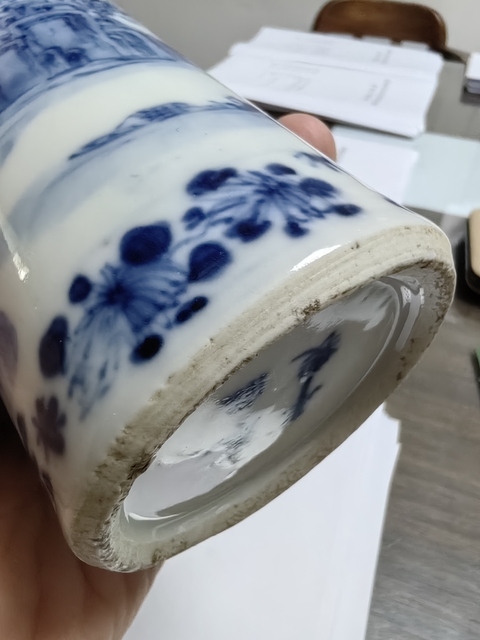 古玩陶瓷樓臺亭閣山水紋青花花觚真品鑒賞圖
