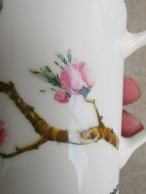 古玩陶瓷粉彩花鳥紋馬克杯真品鑒賞圖