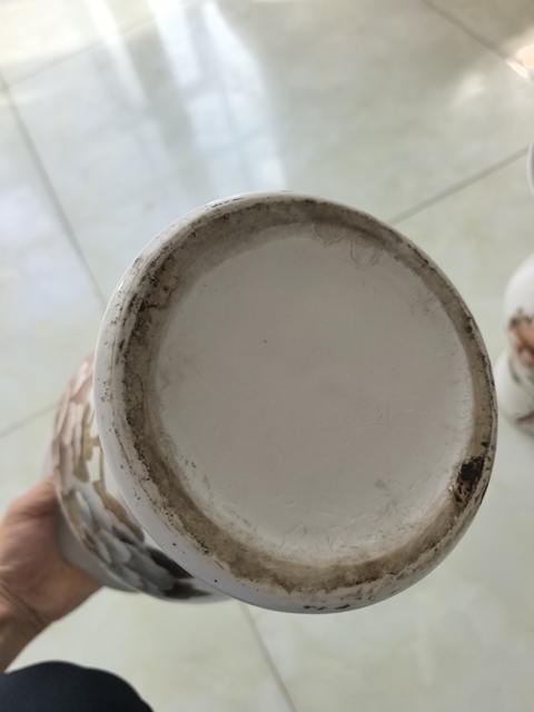 古玩陶瓷花卉紋花觚真品鑒賞圖
