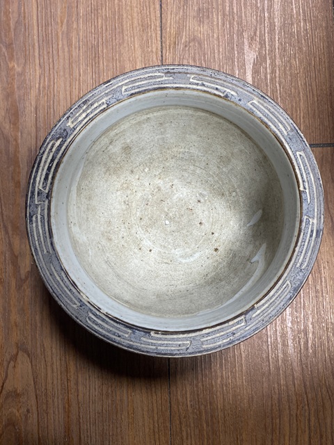 古玩陶瓷青花鐵銹釉龍紋香爐真品鑒賞圖