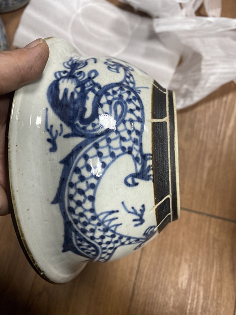 古玩陶瓷青花鐵銹釉龍紋香爐真品鑒賞圖