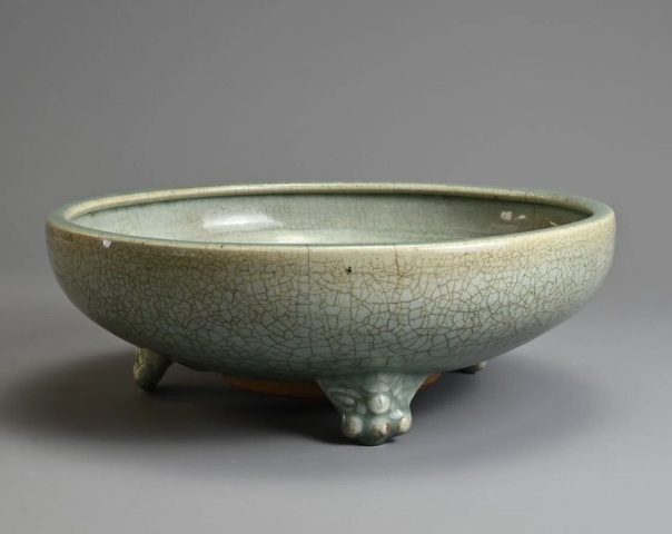 古玩陶瓷青瓷爐真品鑒賞圖