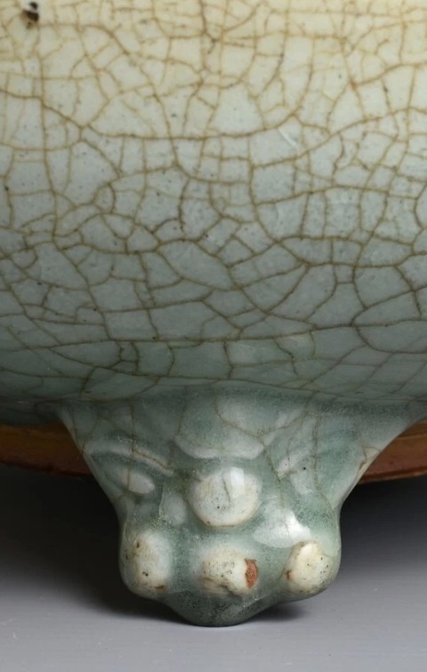 古玩陶瓷青瓷爐真品鑒賞圖